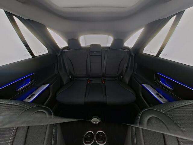 Mercedes-Benz GLC-KLASSE 300 e 4MATIC Plug-In Hybride | Panoramadak | Rijassistentie Pack | Distronic | Alarm | 360°-Camera | Car Play | Inclusief 24 maanden Mercedes-Benz Certified garantie voor Europa.