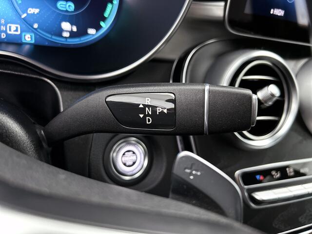 Mercedes-Benz GLC-KLASSE 300 e 4MATIC Business Solution AMG Trekhaak | AMG Line | Ledkoplampen | Easy-Pack Achterklep | Achteruitrijcamera | Keyless-Go. Inclusief 24 maanden Mercedes-Benz Certified garantie voor Europa.