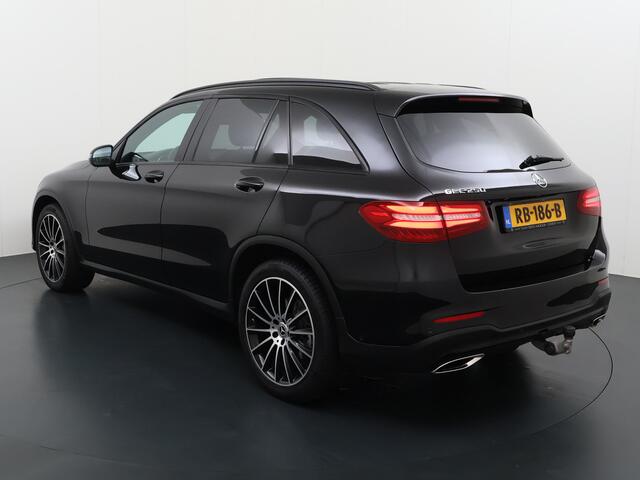 Mercedes-Benz GLC-KLASSE 250 4Matic // Trekhaak // Burmester // Panoramadak // Memory Stoelen // 360 Camera // 20" // Leder // Nightpakket