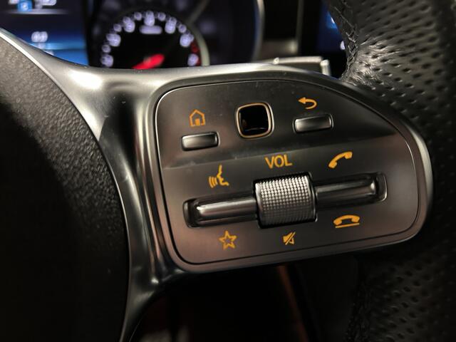 Mercedes-Benz GLC-KLASSE 300e 4Matic // Distronic // Headup // Rij Assistentiepakket // 360 Camera // Memory Stoelen // Elek. Achterklep // 20 inch AMG Velgen