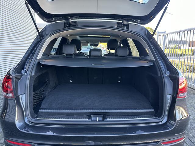Mercedes-Benz GLC-KLASSE 300e 4MATIC Business Solution AMG