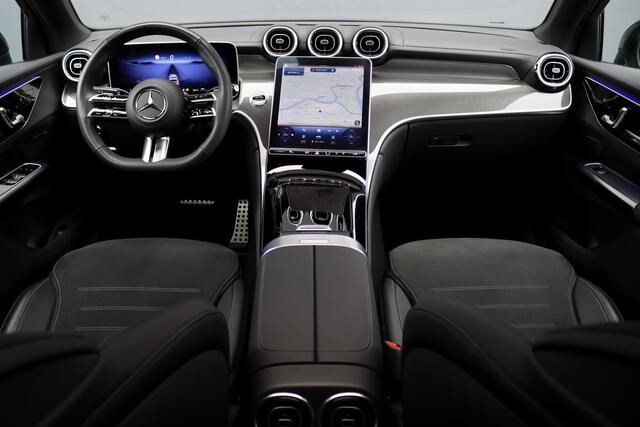 Mercedes-Benz GLC-KLASSE Coupé 300 4MATIC AMG Line Aut9 | Panoramadak | Distronic Pro | Trekhaak | Verwarmd Stuurwiel | Surround Camera | Memory | Nightpakket | Sfeerverlichting |