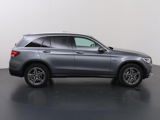 Mercedes-Benz GLC-KLASSE 300e 4MATIC Premium | AMG | Trekhaak | Panoramadak | Widescreen | Multibeam |