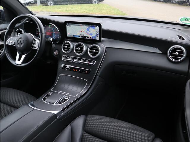 Mercedes-Benz GLC-KLASSE 300e 4MATIC Advantage | Panoramadak | LED | 360 camera | Automaat