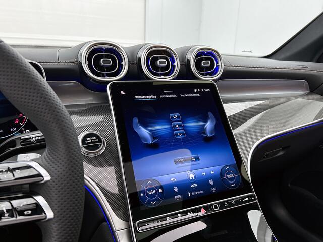 Mercedes-Benz GLC-KLASSE 300e 4MATIC Sport Edition | Premium pakket | Nightpakket | Rijassistentiepakket Plus | Treeplanken | Trekhaak | 360°-camera | Augmented Reality navigatie | DIGITAL LIGHT | Memorypakket |