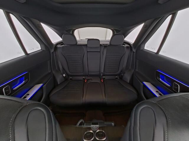 Mercedes-Benz GLC-KLASSE 300 e 4MATIC AMG Plug-In Hybride AMG Line Premium Plus | Night Pakket | Alarm Klasse 3 | trekhaak | Panorama Schuif-Kanteldak | 20 Inch AMG Velgen | Distronic Inclusief 24 maanden MB Certified garantie voor Europa.