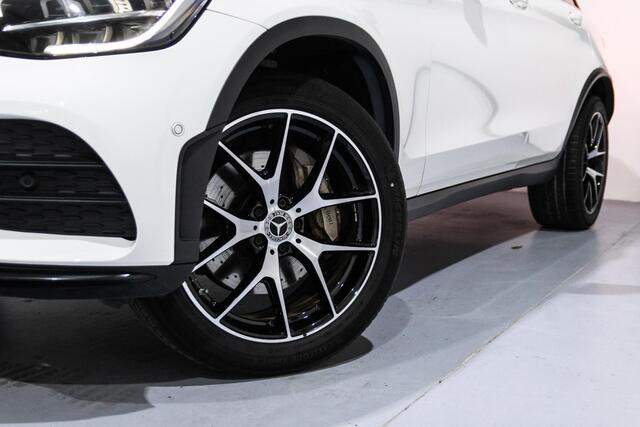 Mercedes-Benz GLC-KLASSE 300e 4MATIC AMG/PANO/TREKHAAK/360/NIGHT/DEALEROH/CARPLAY