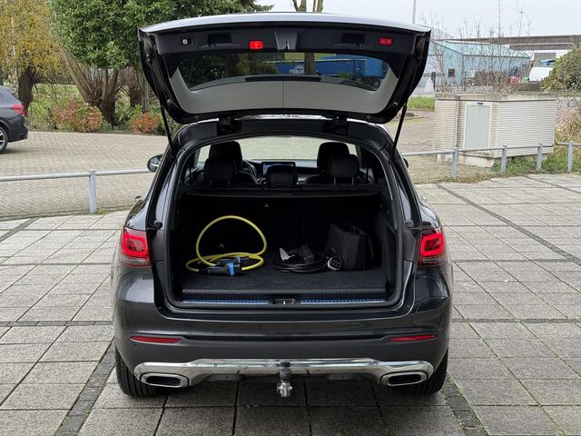 Mercedes-Benz GLC-KLASSE 300e 4MATIC Business Sol. | Trekhaak | Navi | Camera |