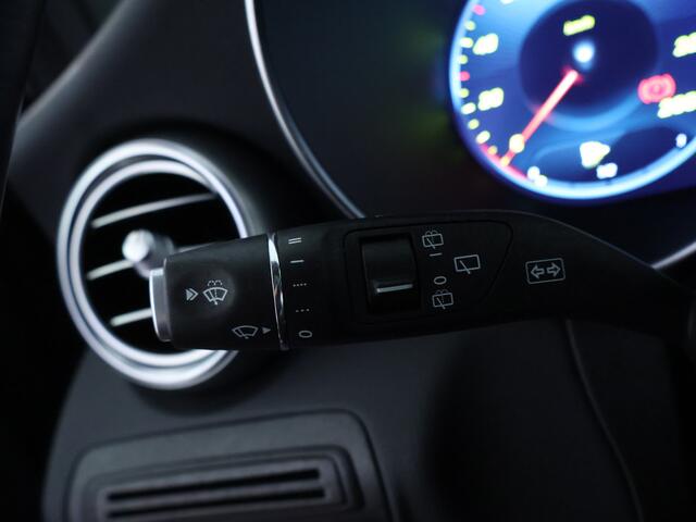 Mercedes-Benz GLC-KLASSE 300 e 4MATIC AMG Plug-In Hybride Panoramadak | Sfeerverlichting | AMG Styling Inclusief 24 maanden MB Certified garantie voor Europa.