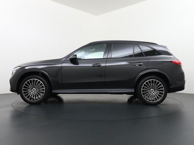 Mercedes-Benz GLC-KLASSE 300e 4MATIC Sport Edition | Memorystoelen | Panorama - Schuifdak | Niveaureling | Trekhaak Wegklapbaar | 360° Camera | Apple Carplay & Android Auto | Sfeerverlichting