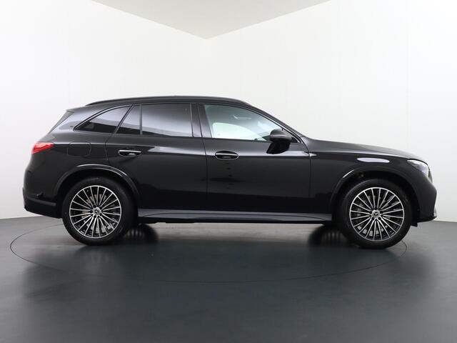 Mercedes-Benz GLC-KLASSE 300e 4MATIC Sport Edition | Massagestoelen Voorin | Luchtvering | Achterasbesturing | Distronic Cruise Control | Memorystoelen | Panorama - Schuifdak | Head-Up Display | Burmester Surround Sound