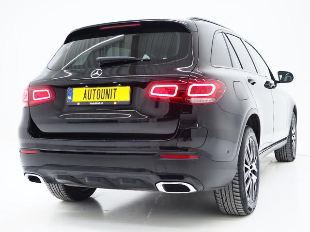 Mercedes-Benz GLC-KLASSE 300e 4MATIC Night Black | Stoelverwarming | Cruise | LED | PDC | Carplay | Climate