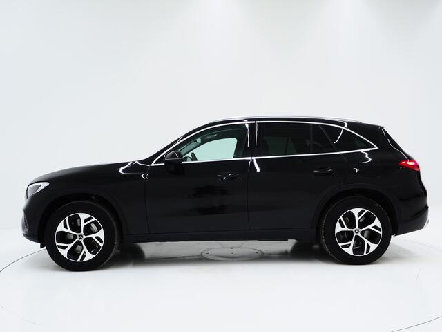 Mercedes-Benz GLC-KLASSE 300e 4MATIC 320PK | Camera | Trekhaak | Virtual | Sfeerverlichting | Stoelverwarming | LED | Carplay