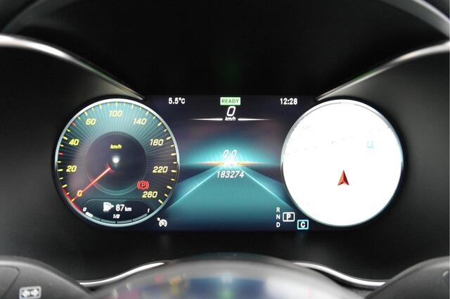 Mercedes-Benz GLC-KLASSE 200 Premium AMG | Dealer onderhouden | NL-Auto | Carplay | LED