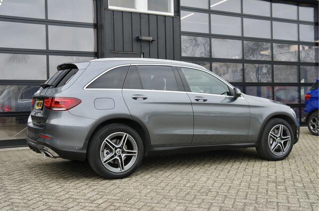 Mercedes-Benz GLC-KLASSE 200 Premium AMG | Dealer onderhouden | NL-Auto | Carplay | LED