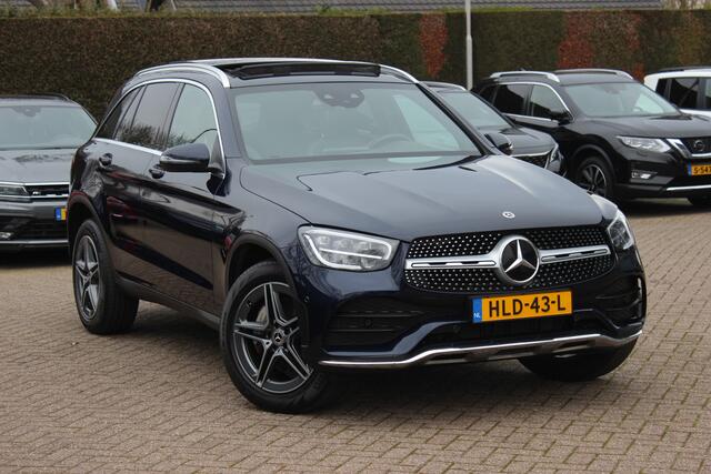 Mercedes-Benz GLC-KLASSE 300e 4MATIC Premium Plus / Panoramadak / Camera / Leder&Alcantara / 19'' / Stoelverwarming / Cruise Control