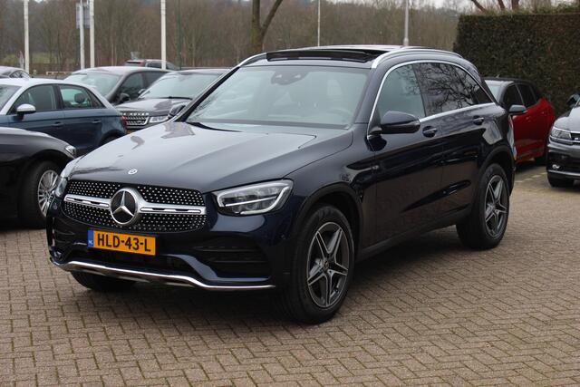 Mercedes-Benz GLC-KLASSE 300e 4MATIC Premium Plus / Panoramadak / Camera / Leder&Alcantara / 19'' / Stoelverwarming / Cruise Control