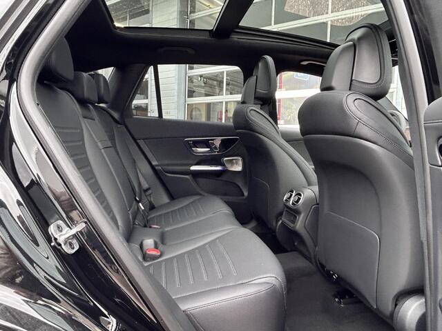 Mercedes-Benz GLC-KLASSE 300 e 4MATIC Sport Edition | Panoramadak | Premium Pakket | Night Pakket | Winter Pakket | Burmester 3D Surround | DISTRONIC Afstandsassistent | 360° Camera | Elektrisch Verstelbare Stoelen + Memory