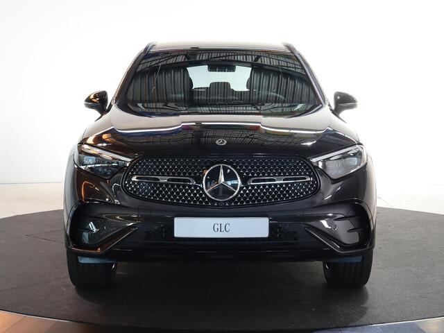 Mercedes-Benz GLC-KLASSE 300e 4MATIC Sport Edition | Panoramaschuifdak | Premium pakket | Nightpakket | 360° camera | Dodehoekassistent | DIGITAL LIGHT |