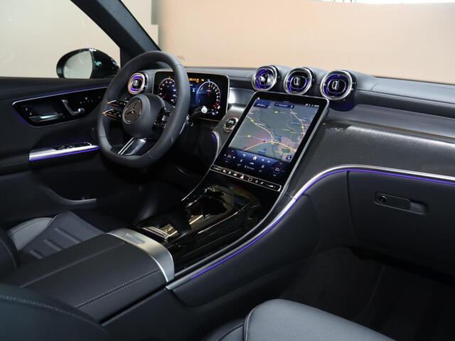 Mercedes-Benz GLC-KLASSE 300e 4MATIC Sport Edition | Panoramaschuifdak | Premium pakket | Nightpakket | 360° camera | Dodehoekassistent | DIGITAL LIGHT |