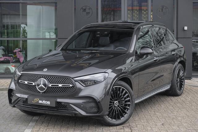 Mercedes-Benz GLC-KLASSE GLC400e 381pk AMG Panoramadak *BTW* Luchtvering 4-wielbesturing Burmester3d Stoelkoeling Night pakket 20" LMV BOMVOL!!!