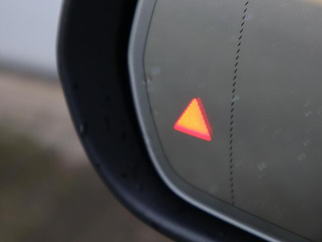 Mercedes-Benz GLC-KLASSE Coupé 300e 4MATIC AMG line | Schuifdak | LED Koplampen | Burmester | Camera | LED | Automaat