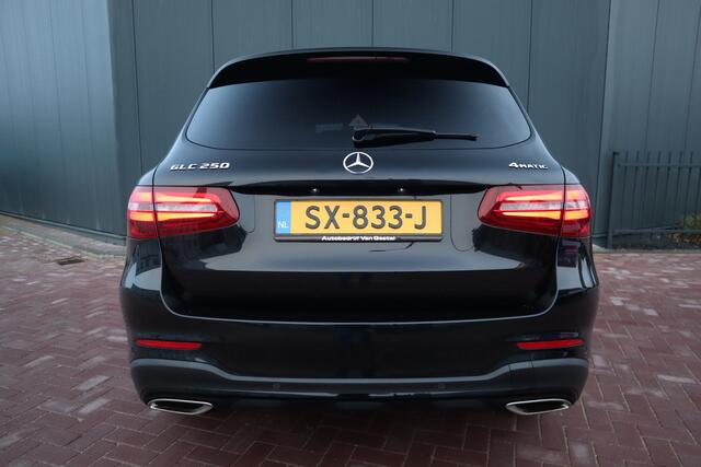 Mercedes-Benz GLC-KLASSE 250 4MATIC AMG Premium Plus Panoramadak Burmester Vol lederen Memory stoelen Etc. Etc.