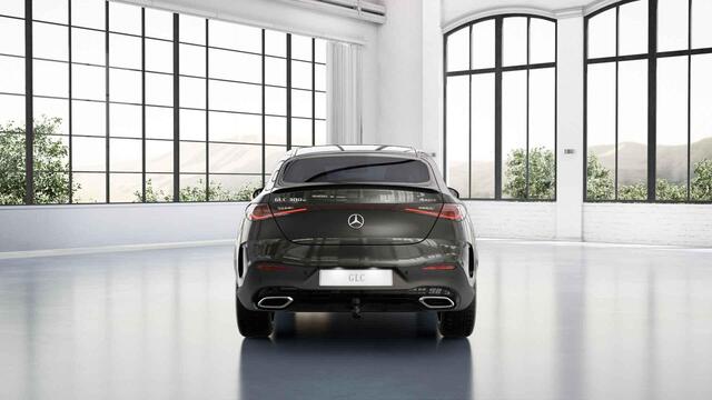 Mercedes-Benz GLC-KLASSE Coupé 300e 4MATIC AMG Line | Panoramadak | Trekhaak | Digital light | 360 camera | Treeplanken | Winter pakket |