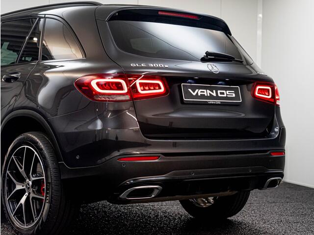 Mercedes-Benz GLC-KLASSE GLC 300e 4MATIC AMG Line | NIGHT Pakket | Trekhaak