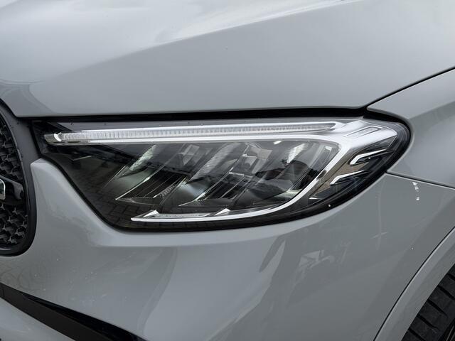 Mercedes-Benz GLC-KLASSE 300e 4MATIC AMG Line Pano-Dak | Trekhaak | 360-Camera | Stuurverw. | Night| Memory