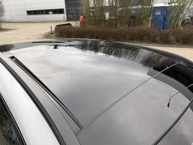 Mercedes-Benz GLC-KLASSE 300e 4MATIC AMG Line Pano-Dak | Trekhaak | 360-Camera | Stuurverw. | Night| Memory