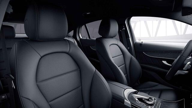 Mercedes-Benz GLC-KLASSE Coupé 250 4MATIC Premium | AMG | Night | Achteruitrijcamera | DAB | Apple Carplay |