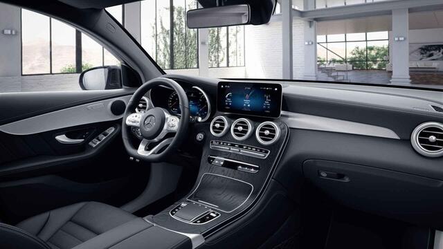 Mercedes-Benz GLC-KLASSE Coupé 200 Business Solution AMG | Trekhaak | Widescreen | Rijassistentiepakket | Lederen bekleding |