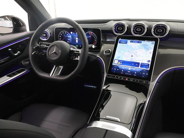 Mercedes-Benz GLC-KLASSE 300e 4MATIC Sport Edition | Panoramaschuifdak | Premium Plus | Night | Rijassistentiepakket Plus | Burmester | Head-up display