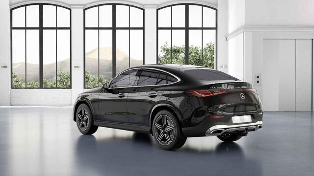 Mercedes-Benz GLC-KLASSE 300e 4MATIC Sport Edition | Panoramaschuifdak | Premium pakket | Rij assistentiepakket | Trekhaak | Head-Up |