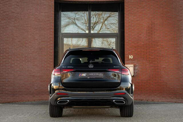 Mercedes-Benz GLC-KLASSE 300e 4MATIC AMG Distronic Burmester Panorama BTW