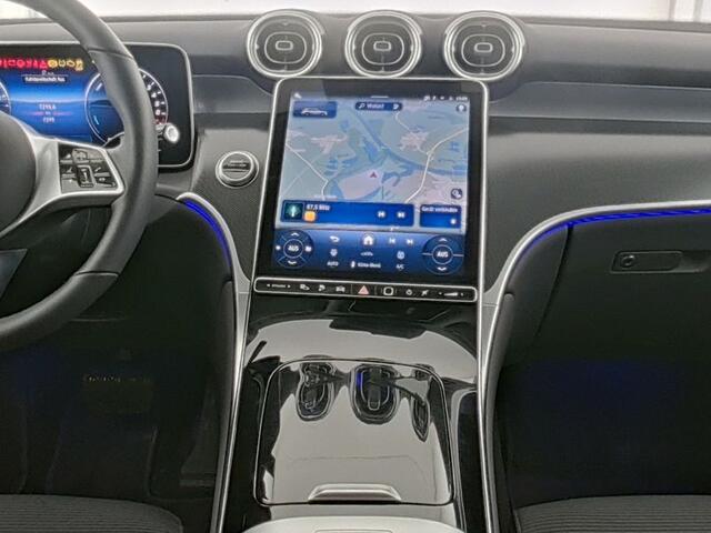 Mercedes-Benz GLC-KLASSE 300 e 4MATIC Plug-In Hybride Trekhaak | Memory Voorstoelen | Stuur en Stoelverwarming | Ledkoplampen | Sfeerverlichting. Inclusief 24 maanden Mercedes-Benz Certified garantie voor Europa.