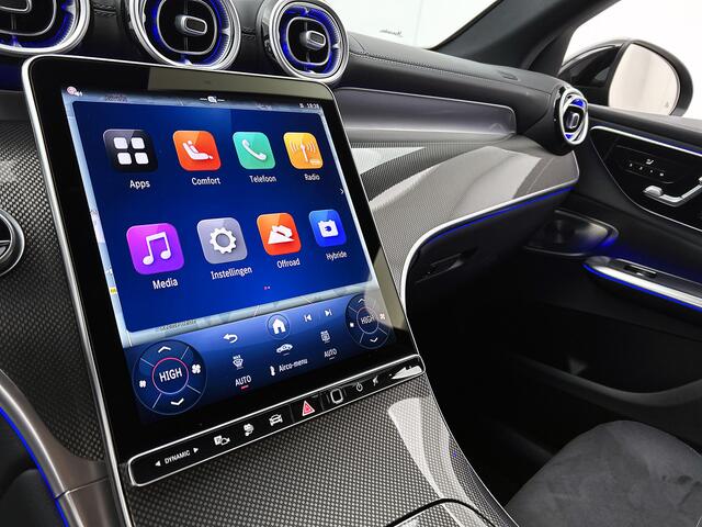 Mercedes-Benz GLC-KLASSE 300 e 4MATIC AMG Plug-In Hybride | Burmester® | Head-up-Display | Alarm Klasse 3 | Trekhaak | 20 Inch AMG Velgen | Night Pakket | Inclusief 24 maanden MB Certified garantie voor Europa.