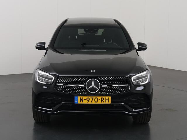 Mercedes-Benz GLC-KLASSE 300e 4MATIC Business Solution AMG | Panoramadak | Trekhaak | Rij assistentie pakket | Night pakket |