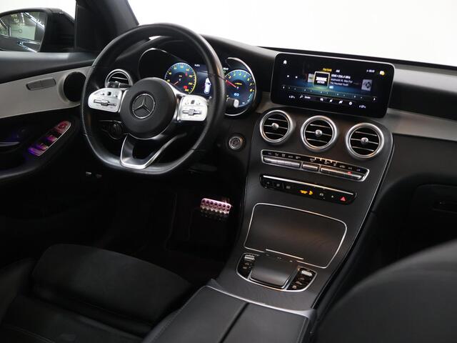 Mercedes-Benz GLC-KLASSE 300e 4MATIC Business Solution AMG | Panoramadak | Trekhaak | Rij assistentie pakket | Night pakket |