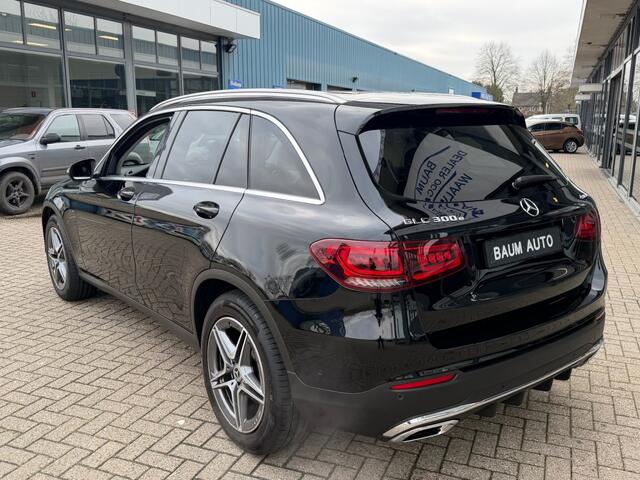 Mercedes-Benz GLC-KLASSE 300E 4MATIC PHEV AMG BUSINESS LEER NAVI PDC-CAMERA STOELVERW.