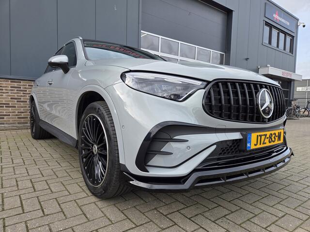 Mercedes-Benz GLC-KLASSE 300e 4MATIC AMG HUD PANO LEDER 360 CAMERA TREKHAAK SFEERVERL.