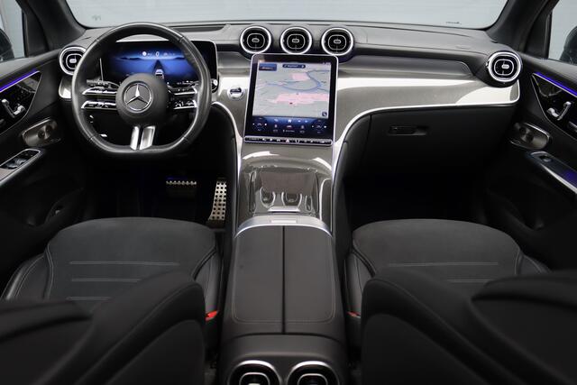 Mercedes-Benz GLC-KLASSE 300e 4MATIC AMG Line Premium+ | Distronic+ | Panoramadak | Burmester | HUD | Digital Light | Memory | Surround Camera | Keyless Go | Augmented Reality |