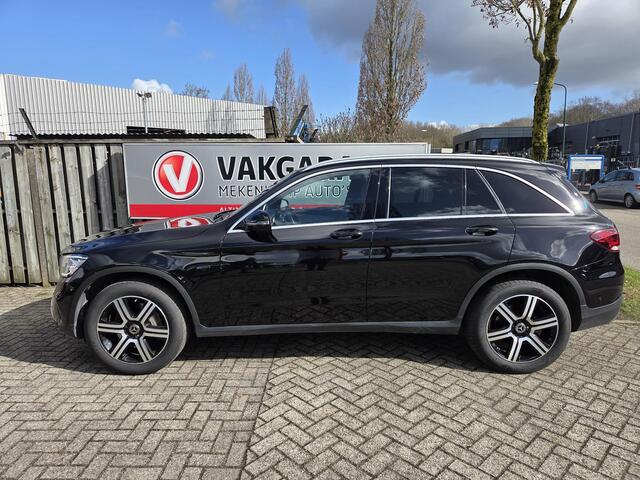 Mercedes-Benz GLC-KLASSE 300e 4MATIC 19"/Trekhaak/Dodehoek/Rijstrooksensor/Sfeerverlichting/Apple Carplay & Android Auto/Stoelverwarming/Elektrische klep