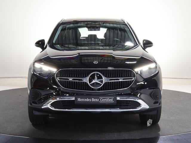 Mercedes-Benz GLC-KLASSE 300e 4MATIC Luxury Line | Panoramadak | Trekhaak | Digital light | Winter pakket |