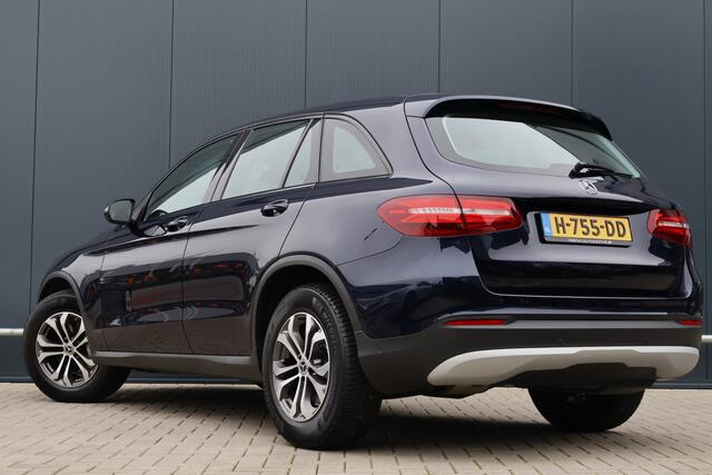 Mercedes-Benz GLC-KLASSE 220 d 4MATIC | Nieuwstaat | Stoelverwarming | LED Intelligent Light