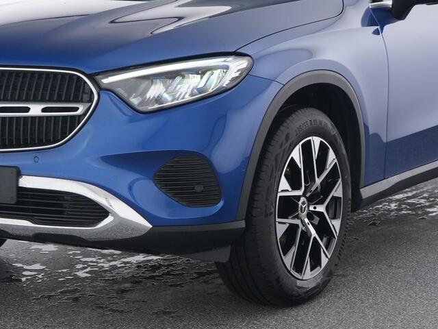 Mercedes-Benz GLC-KLASSE 300 e 4MATIC Plug-In Hybride Panorama Schuif-Kanteldak | Trekhaak | Memory Pakket | Stoel en Stuurverwarming. Inclusief 24 maanden MB Certified garantie voor Europa.