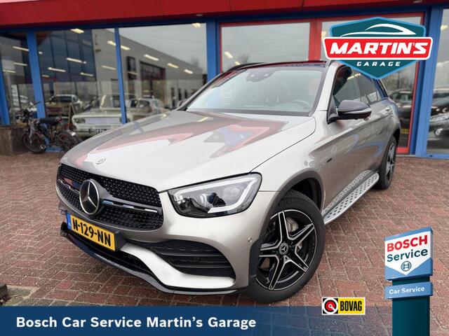 Mercedes-Benz GLC-KLASSE 300e 4MATIC AMG BOMVOL OPTIES!