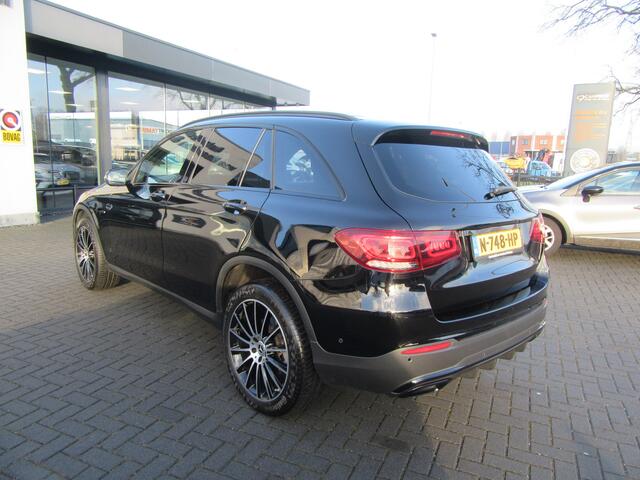 Mercedes-Benz GLC-KLASSE 300e 4MATIC Plug In AMG, 360 Camera, Dak