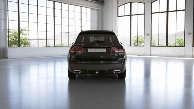 Mercedes-Benz GLC-KLASSE 300e 4MATIC Business Solution AMG | AMG | Night | Panoramadak | Trekhaak | Stoelverwarming |